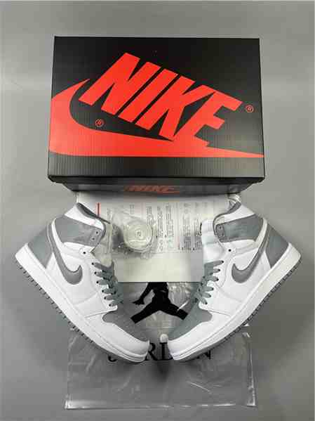 Women's Running Weapon Air Jordan 1 Gray White Shoes 421