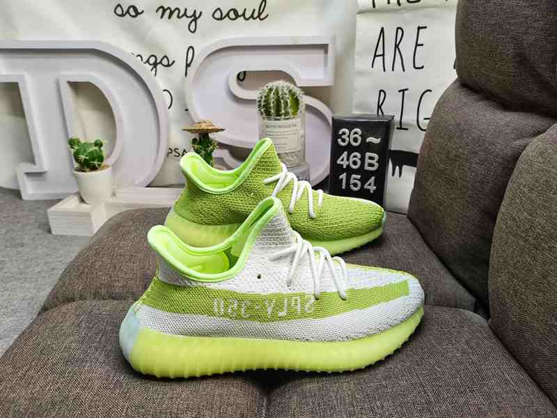 Men's  Women's   Yeezy 350 Boost V2 shoes ud5.5-us13 10