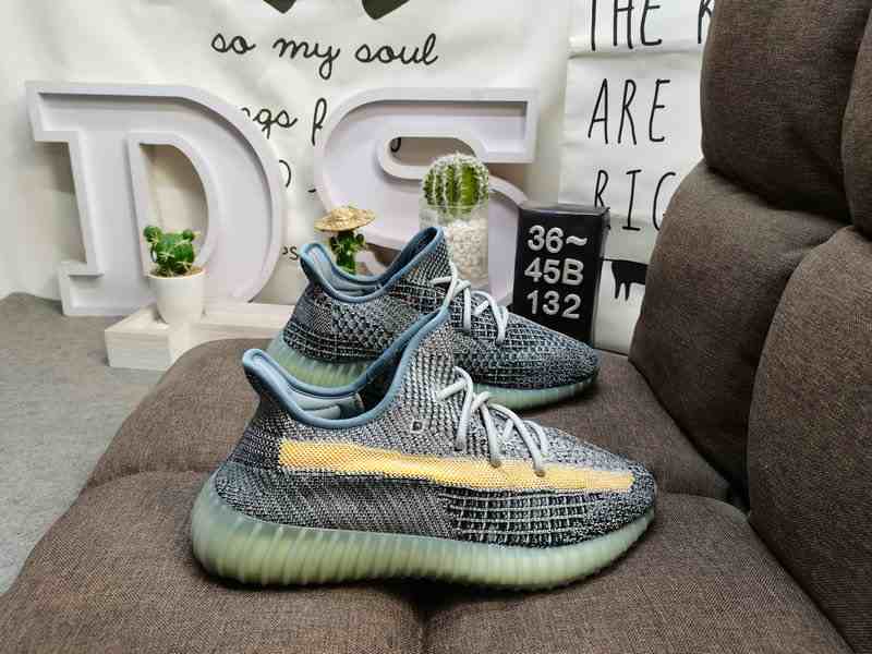 DS132 Men's  Yeezy Boost 350 V1 Black Shoes 01