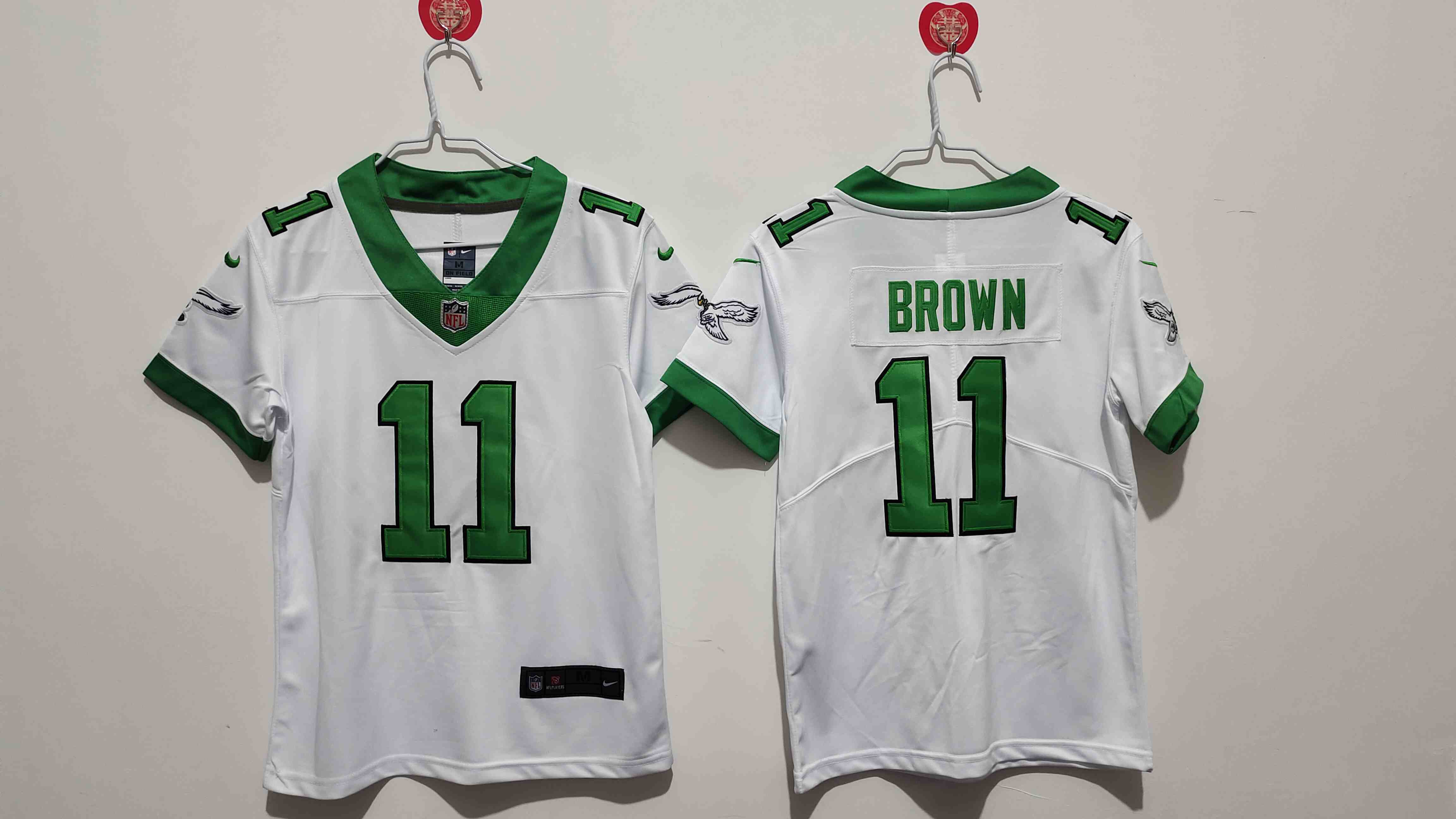 Women's Philadelphia Eagles #11 Carson Wentz White Vapor Untouchable Limited Stitched NFL Jersey